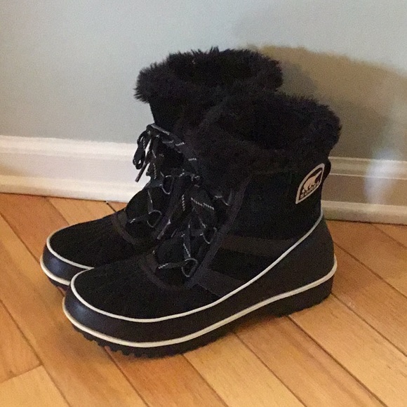 Sorel Shoes - Sorel Tivoli II suede short boots